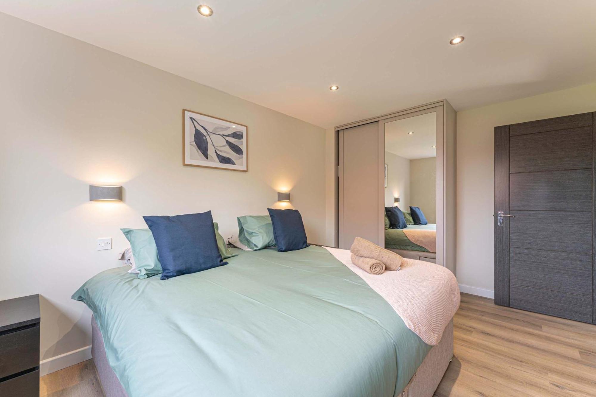 Stylish 2 Bedroom Apartments In Derby Exterior foto